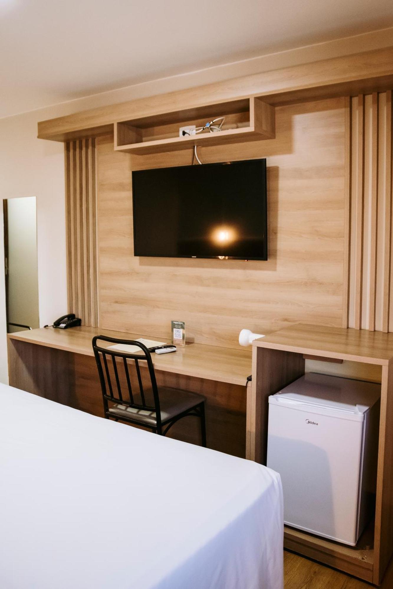 Hotel Vale Verde 캄푸그란지 외부 사진