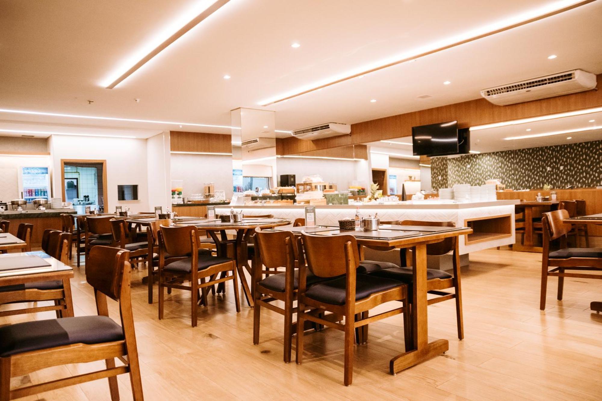 Hotel Vale Verde 캄푸그란지 외부 사진